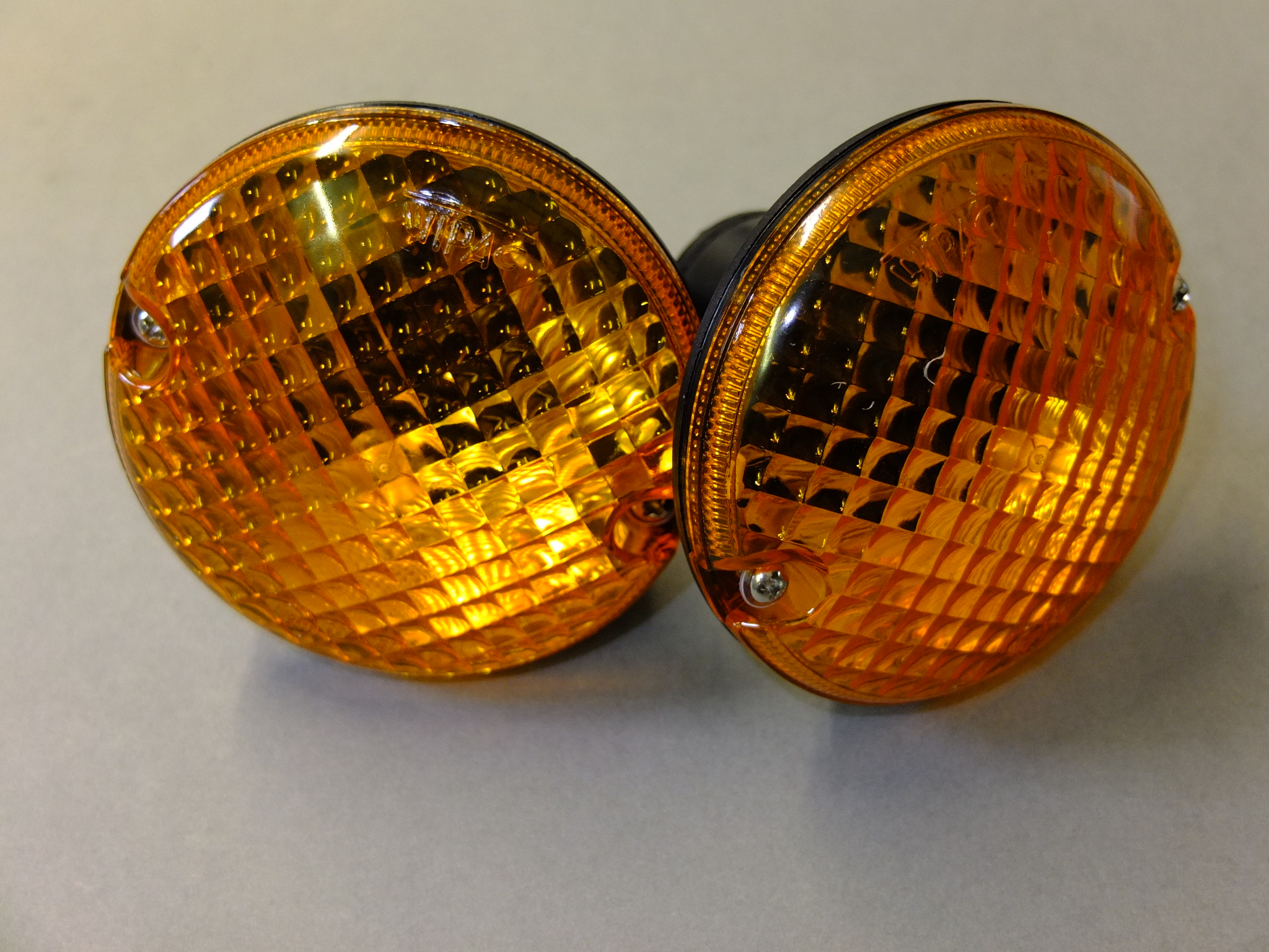 Rv8 Front Amber Indicator Unit Mg V8 And Mg Rv8 Car Parts