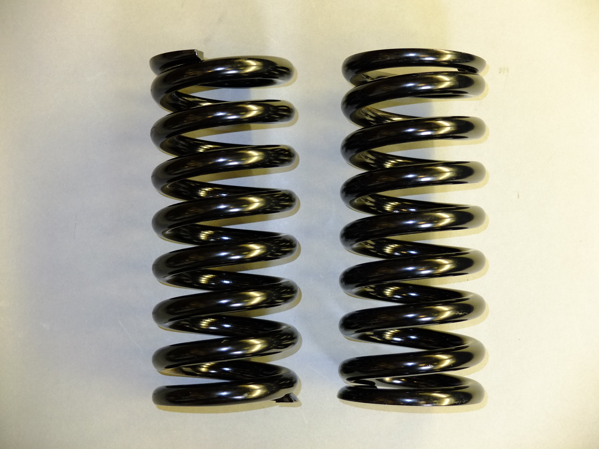 Rv8 Front Coil Spring Mg V8 And Mg Rv8 Car Parts